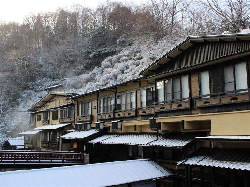 Kurokawa Onsen Yama No Yado Shinmeikan Minamioguni Exterior photo